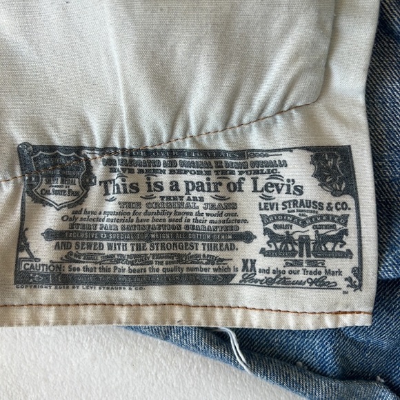 LEVI’S 501 Short W24 - Picture 5 of 11
